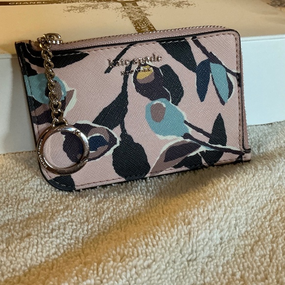 Kate Spade Card Wallet - Picture 1 of 4